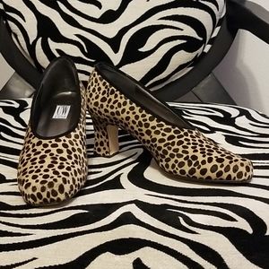 EUC, CW CLIFFORD&WILLS Leopard Print Pumps with a Fine Leather Sole, Size 9M